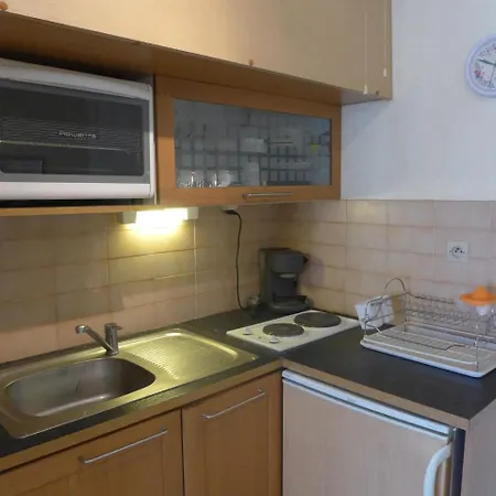 Apartman Ragina.8 *