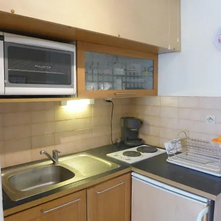 Apartman Ragina.8 *